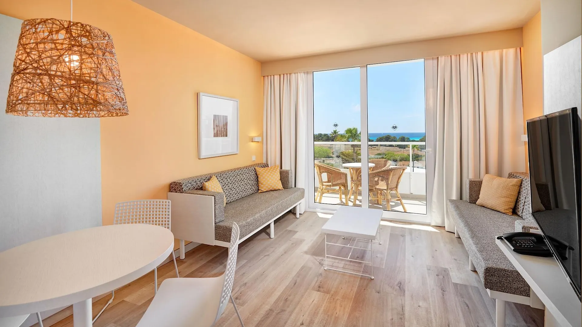 Hotel Protur Vista Badia Sa Coma