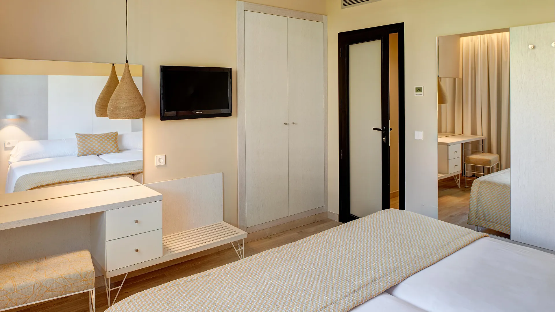 Hotel Protur Vista Badia Sa Coma